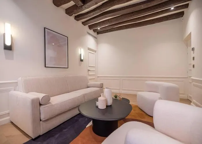 Luxury One Bedroom Flat Near Le Louvre I 파리